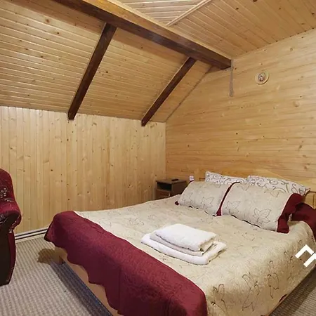 Apartment над прутом